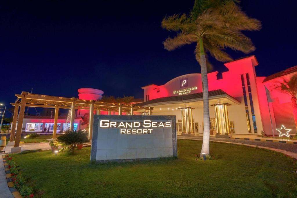 Protels Grand Sea Resort 