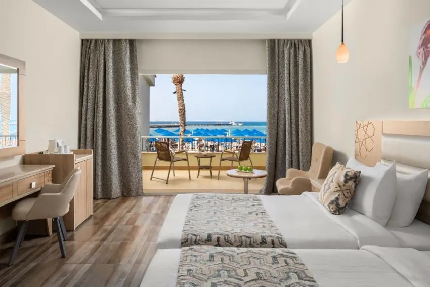 PICKALBATROS DANA BEACH RESORT  5*-18