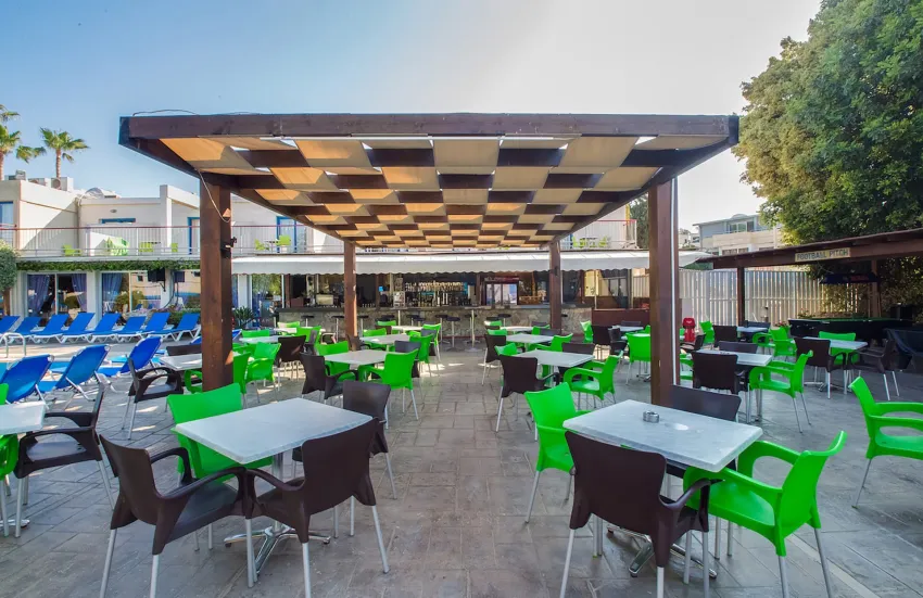 Green Bungalows Hotel Apartments 3*-7