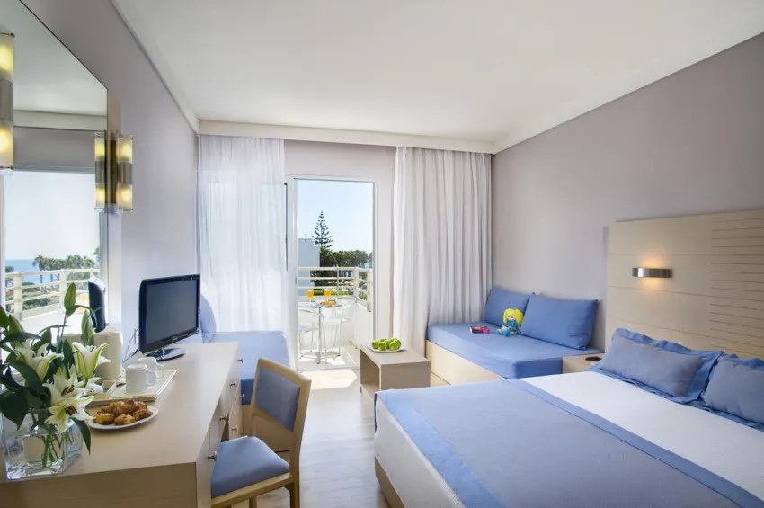 Louis Ledra Beach 4*-2