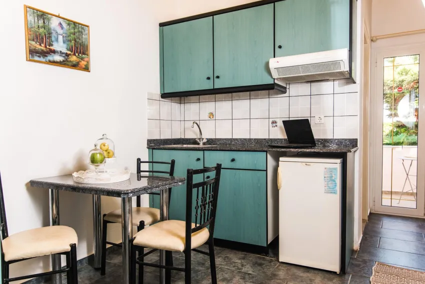 Yiannis Manos Resort Hotel 2*-19