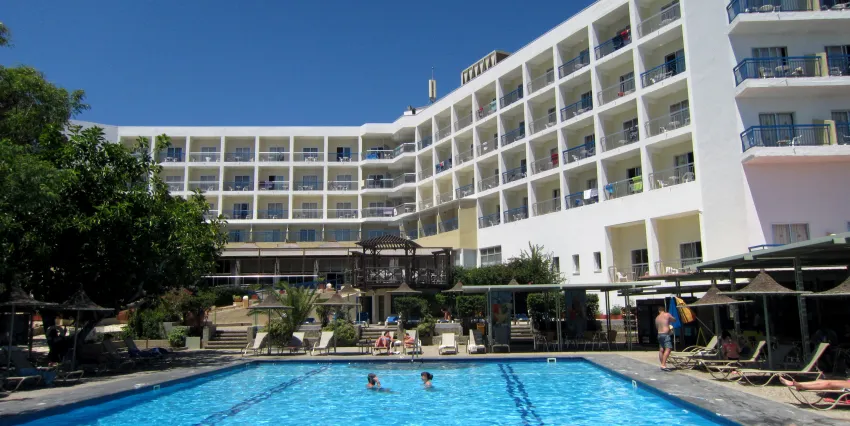 Marina Hotel 3*-3