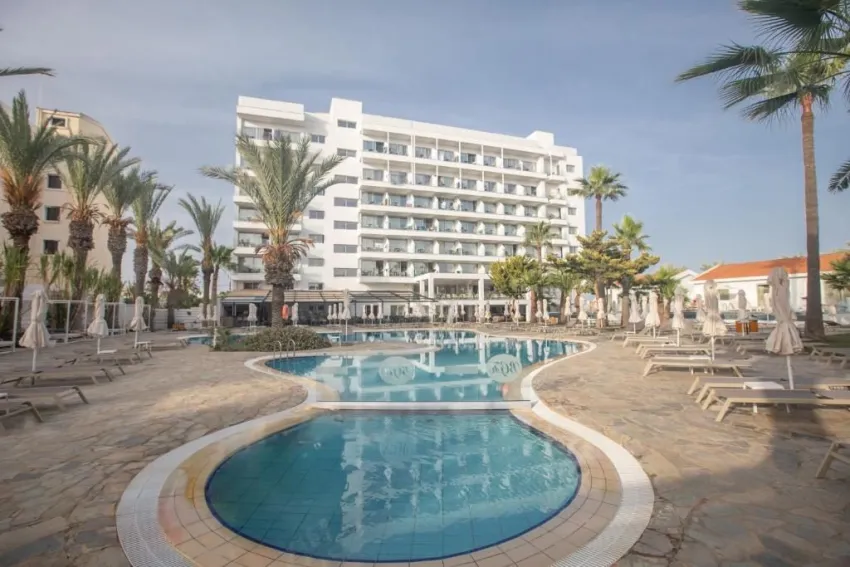 Bohemian Gardens 4*-3