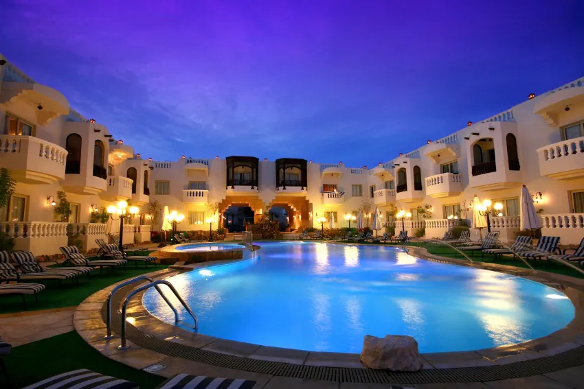 Oriental Rivoli Hotel & SPA 4*-5