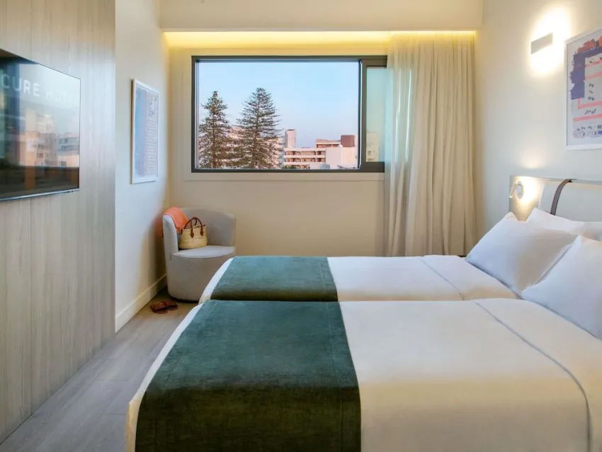 Mercure Larnaca City 3*-20