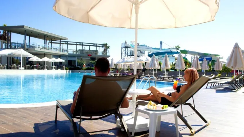 RIOLAVITAS SPA & RESORT HOTEL  5*-10