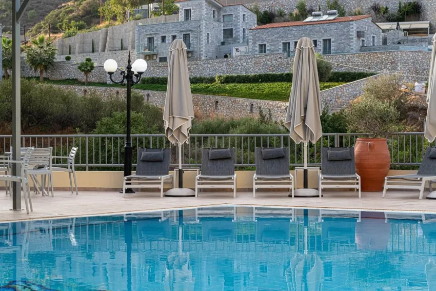 Elpis Studios and Apts 2*-11