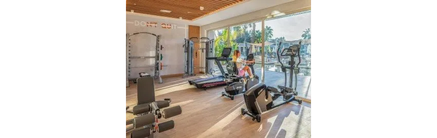 Berry Blue Hotel 5*-5