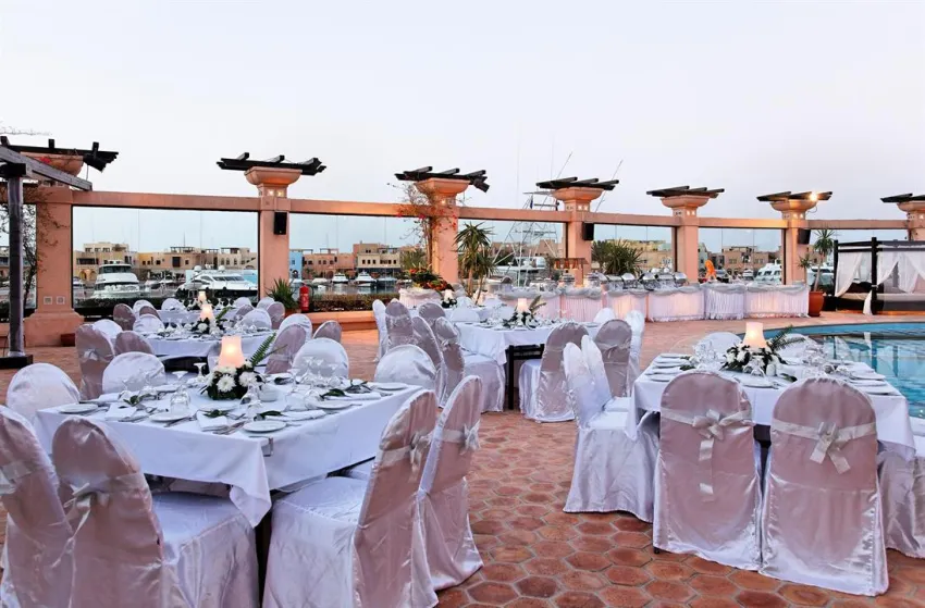 THE THREE CORNERS OCEAN VIEW EL GOUNA (ADULTS ONLY 16+)  4*-12