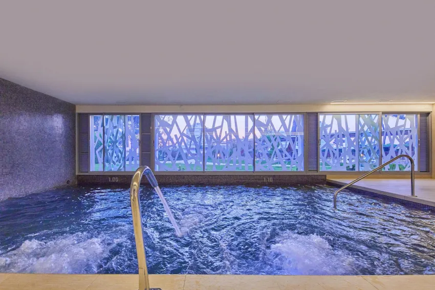 BG Tonga and Suites Tower Design Hotel 4*-22