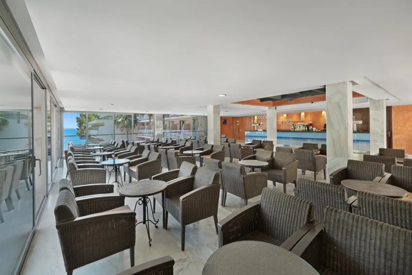 Occidental Cala Viñas 4*-22