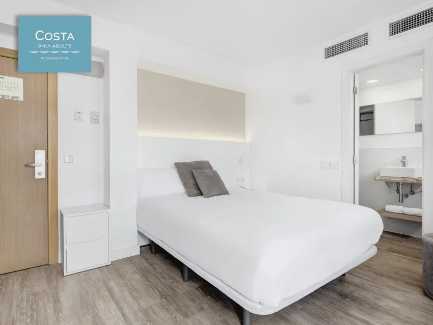 Tacande Portals 4*-53