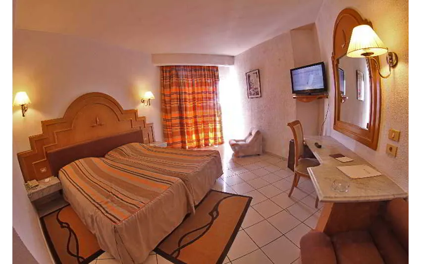 RIVIERA HOTEL 4*-11