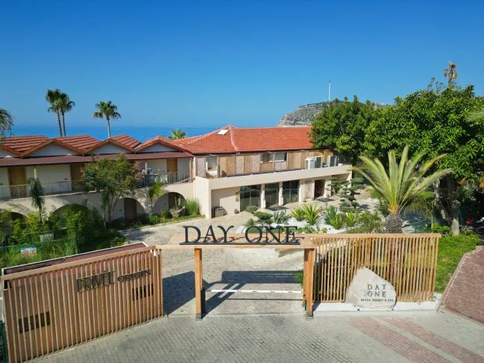 Day One Beach Resort & SPA (Adult Only 16+) 5* - Alanya - Turcia
