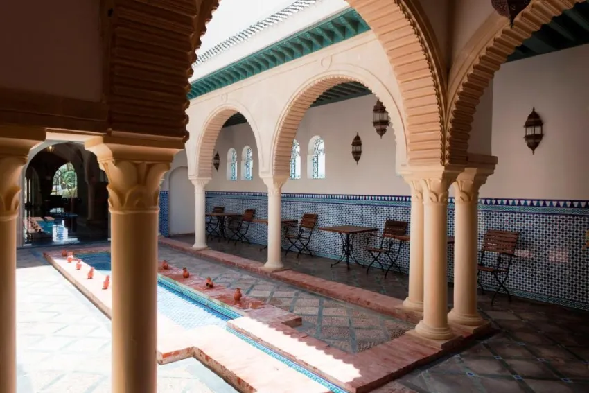 REGENCY HOTEL & SPA  4*-19