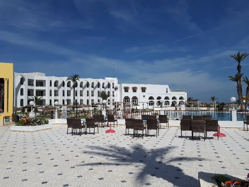 LE SOLEIL BELLA VISTA  4*-17