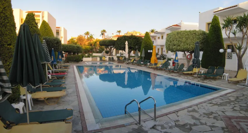 Nikolas Villas Chersonissos 2*-3