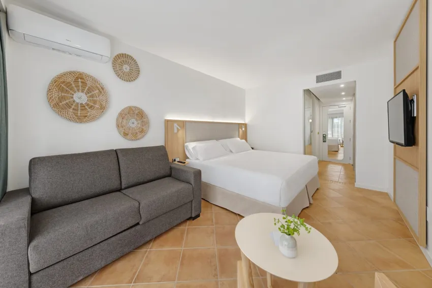 Occidental Cala Viñas 4*-14