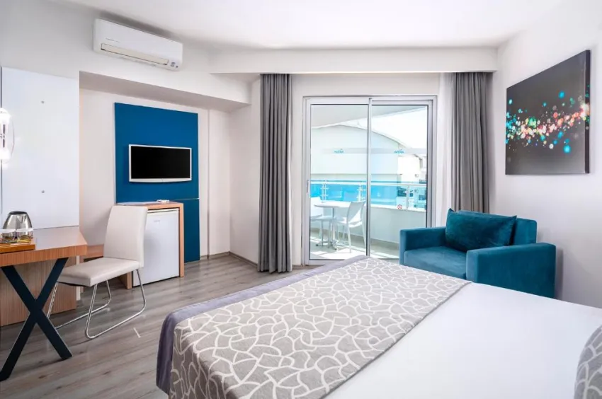 AVENA RESORT & SPA  4*-8