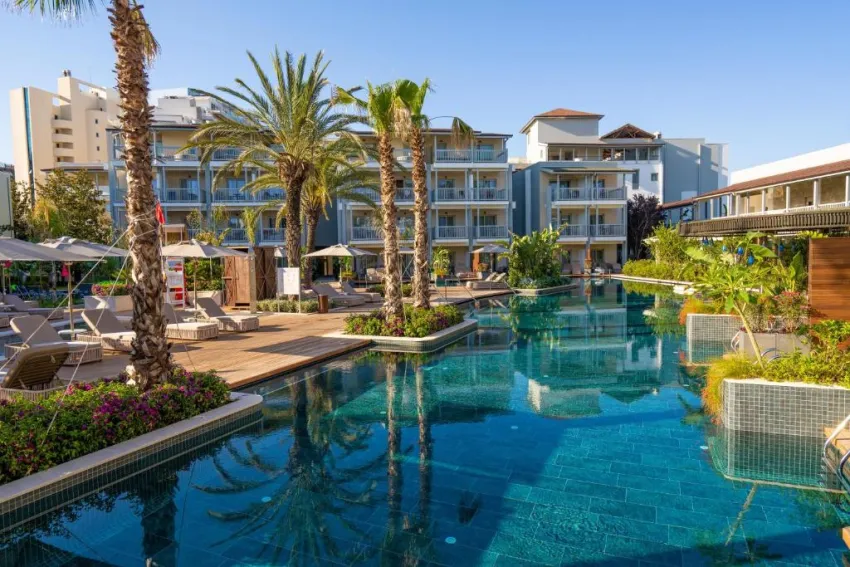 Lara Barut Collection 5*-62