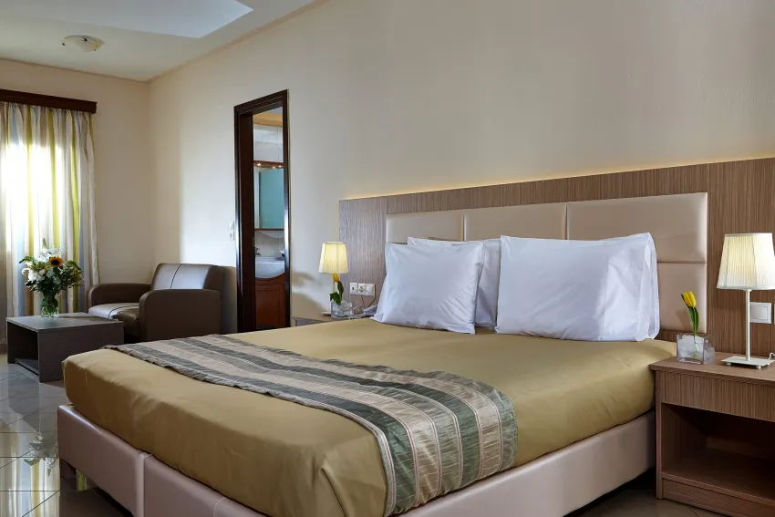 St. Constantin 4*-16