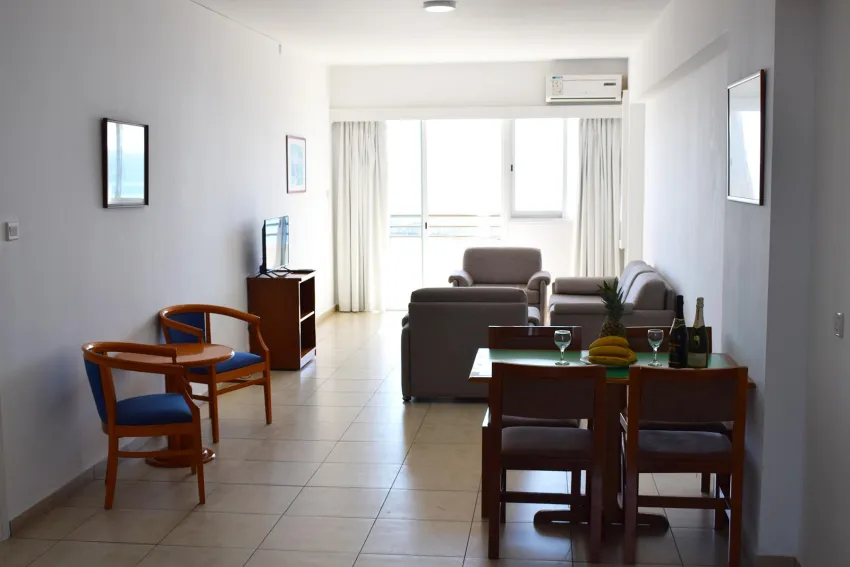 Sun Hall Beach APTS 3*-18