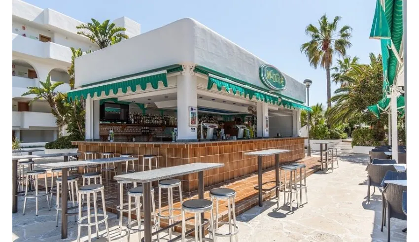 Blue Sea Cases D'Or 4*-17