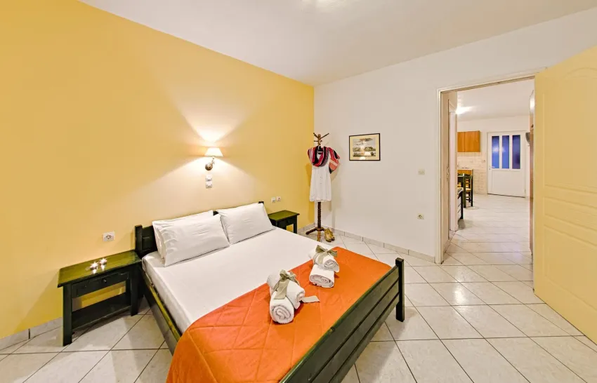 Remezzo Studios & Apartments 2*-12