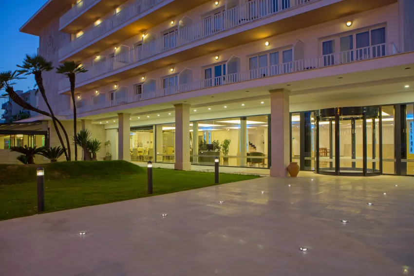 Hotel Luxor 4*-2