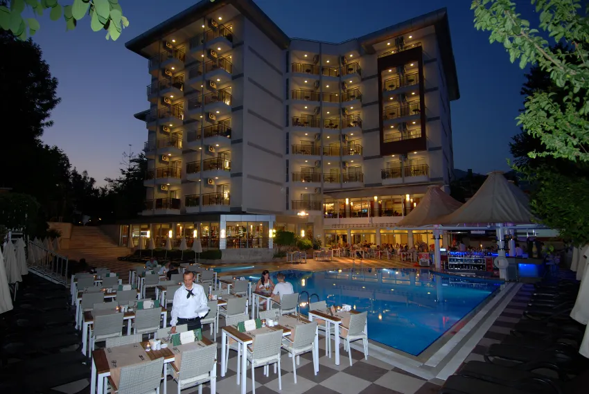 Grand Okan Hotel 4*-4