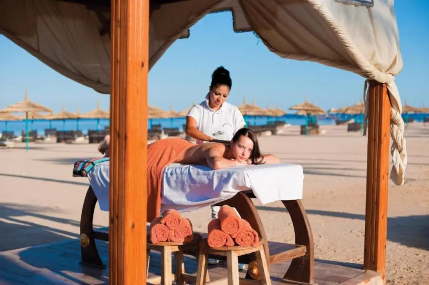 AMWAJ OYOUN HOTEL & RESORT  5*-43