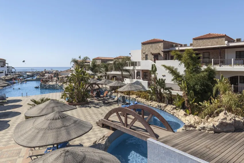 Costa Lindia Beach Resort and Spa 4*-2