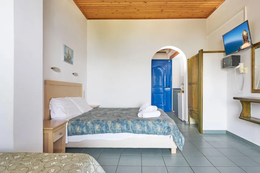 Dionysos Apartments and Studios 4*-18