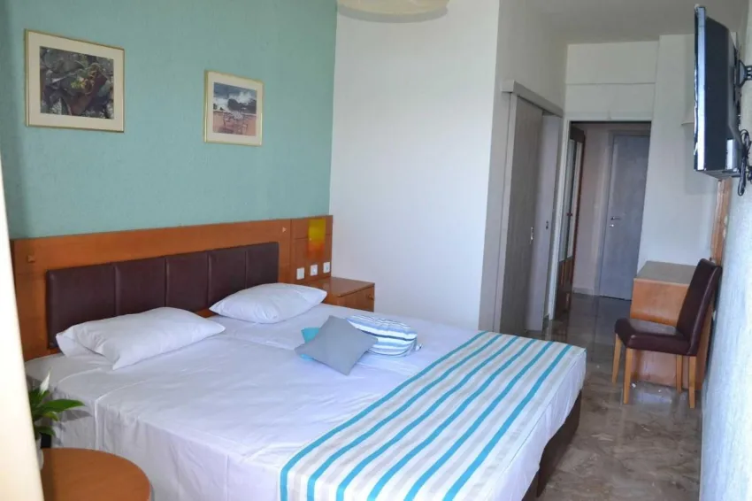 Sunset Beach hotel 3*-3