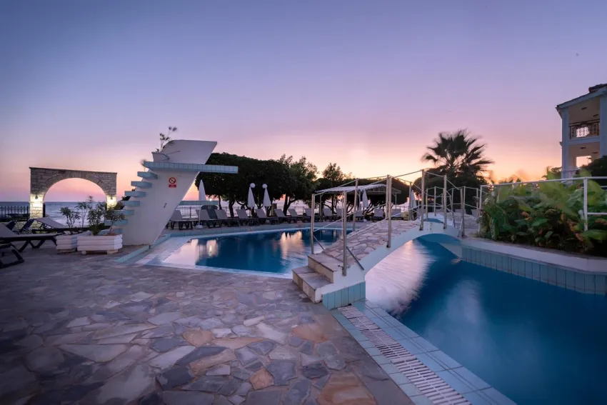 Porto Iliessa Zante 4*-9