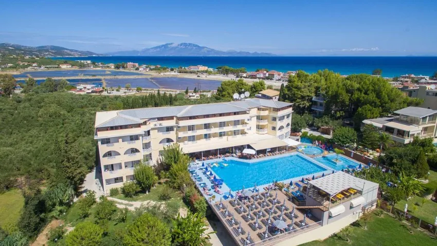 Koukounaria Hotel and Suites 4*-1