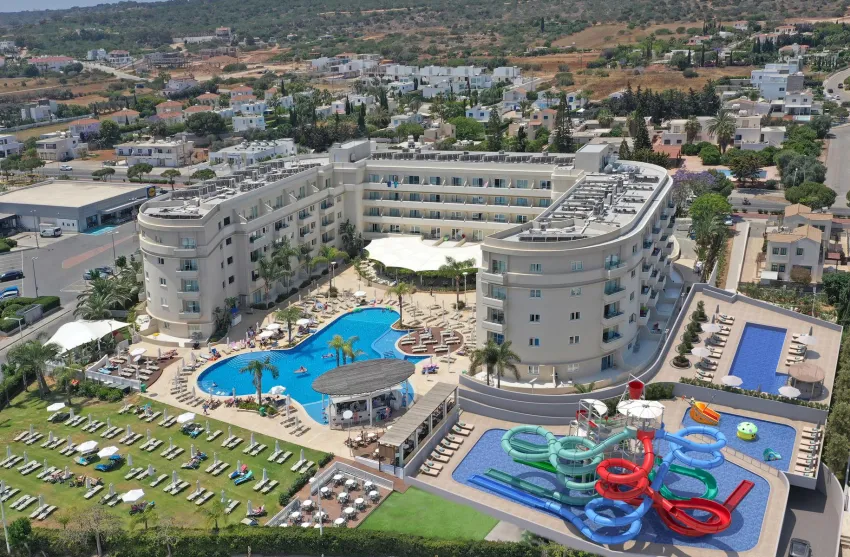 Sunrise Oasis 4*-7