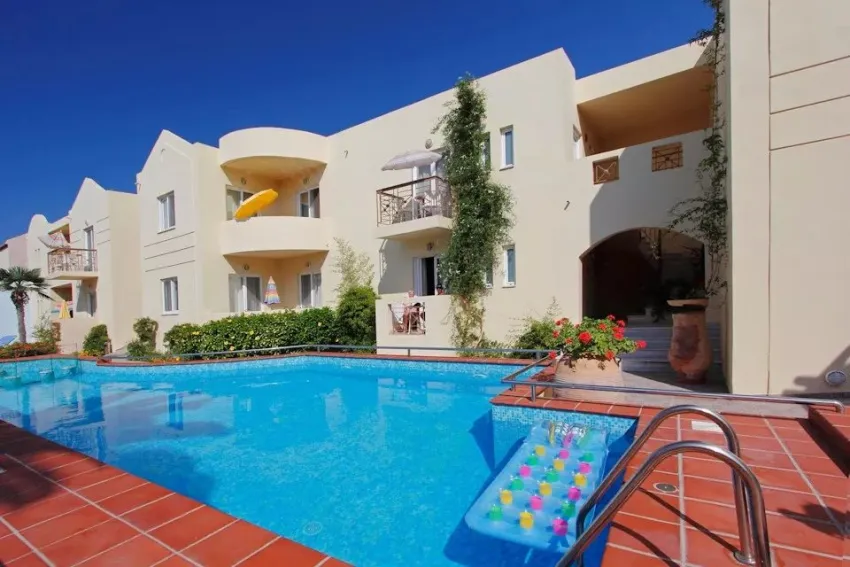 Lambrinos Suites 2*-5
