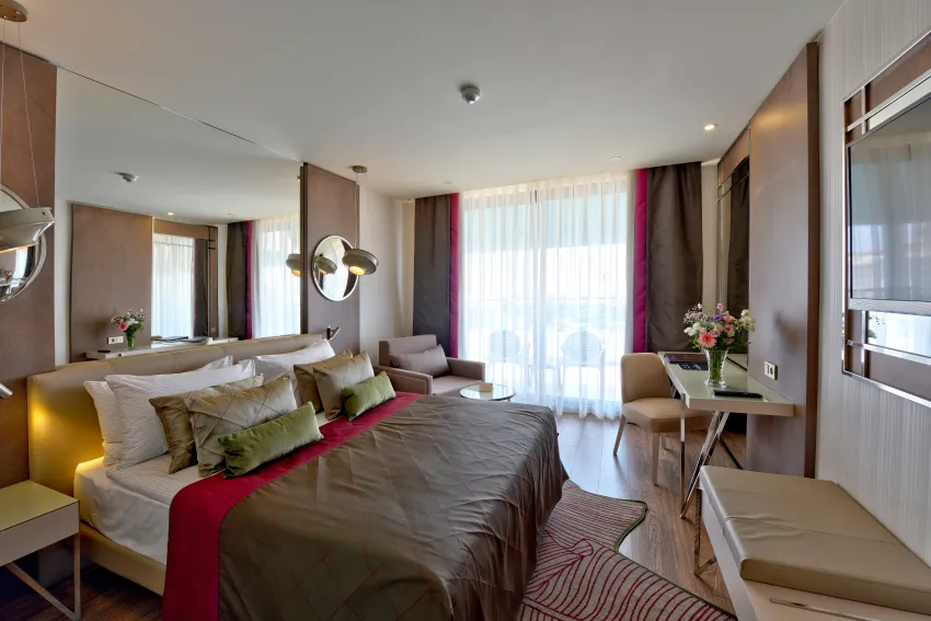 Side Star Elegance 5*-42