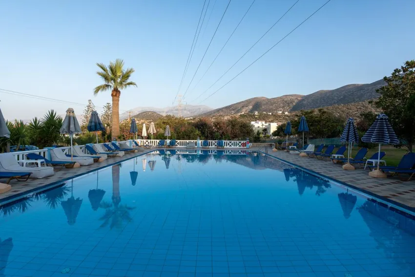 Paloma Garden and Corina Hotel 3*-10