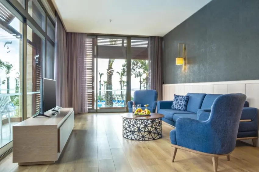 GYPSOPHILA CLUB MARINE   5*-37