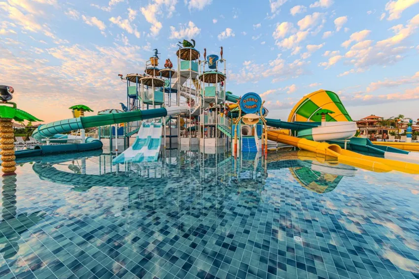 Dream Fun World Hotel 5*-21