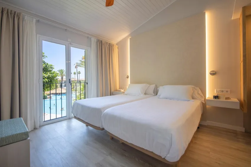 Blau Colonia Sant Jordi 4*-43
