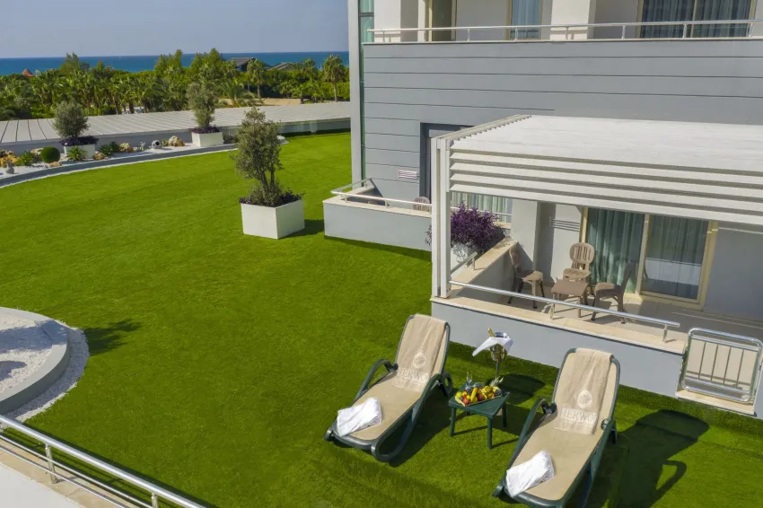 Sherwood Exclusive Lara 5*-24