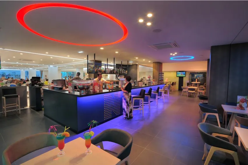 Nelia Beach Hotel 4*-83