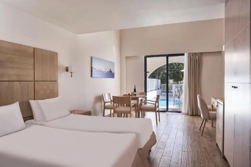 Kiotari Miraluna Beach Resort 4*-9