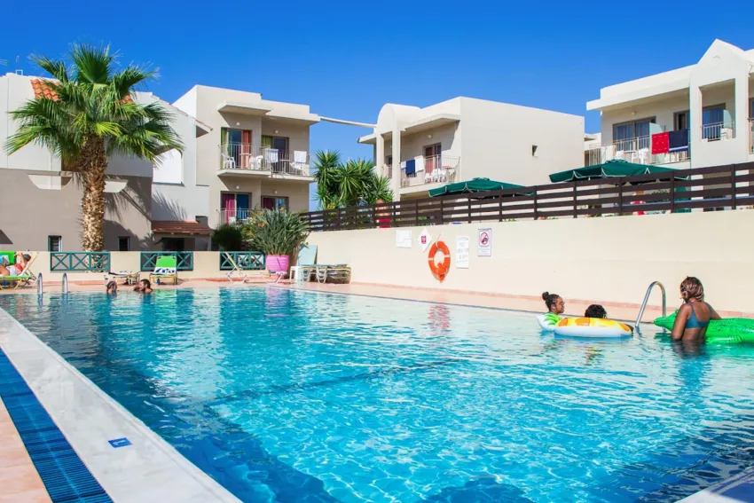 Theoni Apartments 1*-4