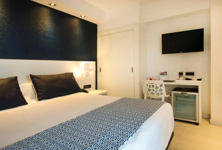 Catalonia Del Mar 4*-52