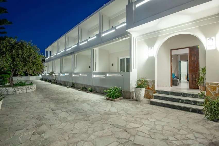 Capriccio Studios 4*-25