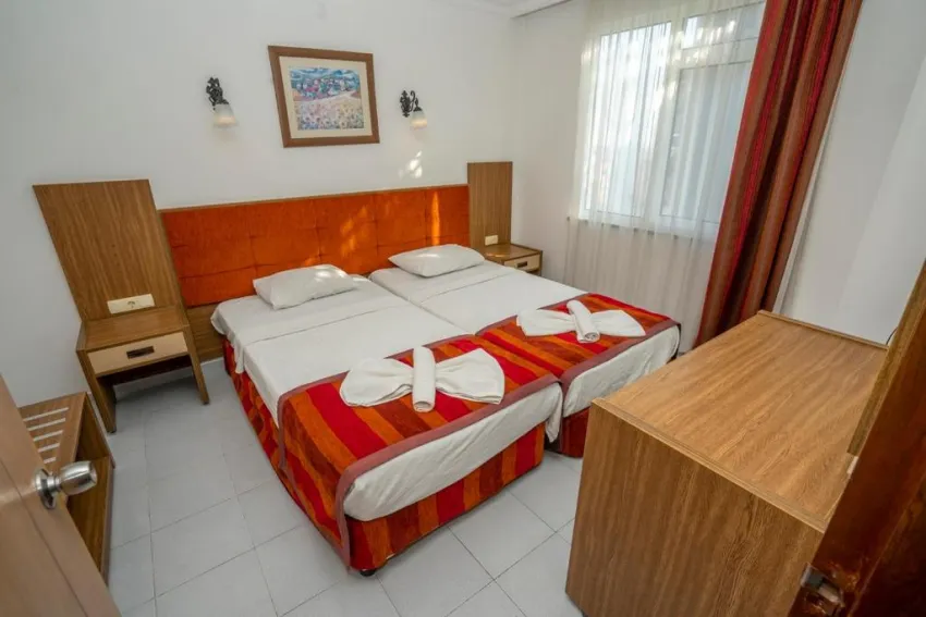 CARMEN SUITE HOTEL  3*-17